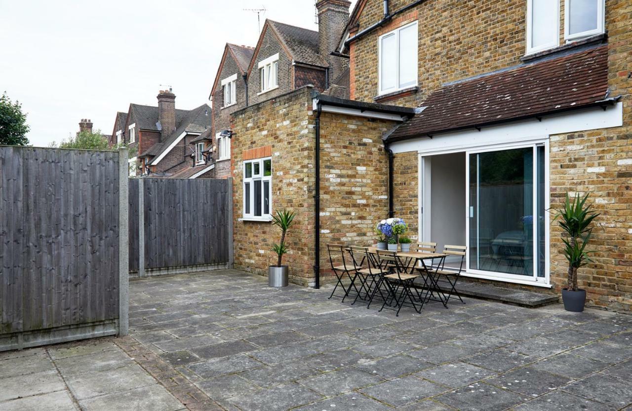 Aisiki Living At Alexandra Road, 2-Bedroom & 2-Bathroom With King Or Twin Beds And With Free Wi-Fi & Parking Watford  Exterior foto